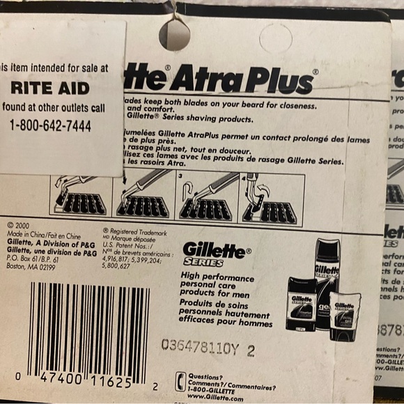 Gillette Atra Plus razor blades, packs of 10 - Picture 3 of 4